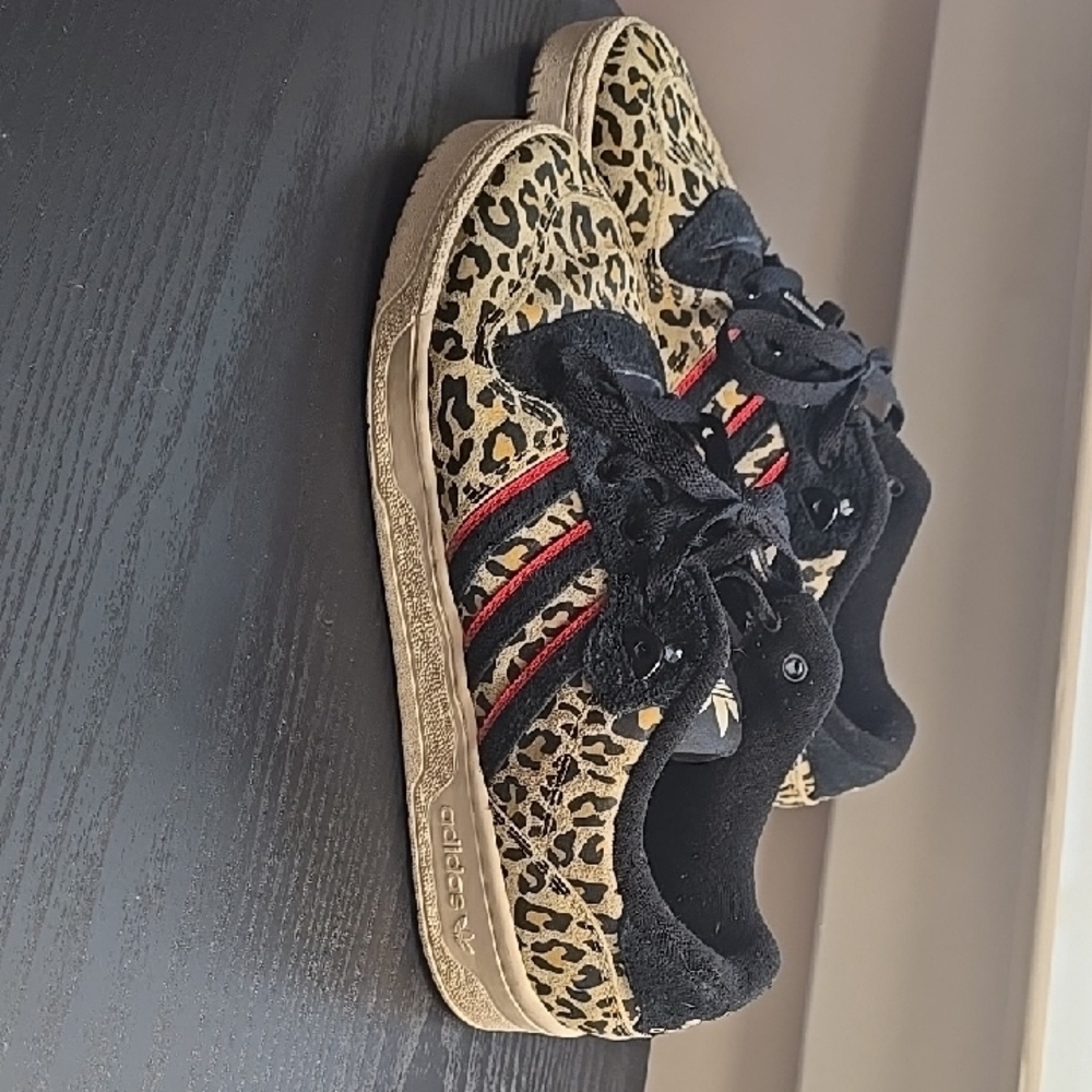 Adidas Leopard Print Sneakers Women’s Size 10 🔥 🐆 - Picture 8 of 8